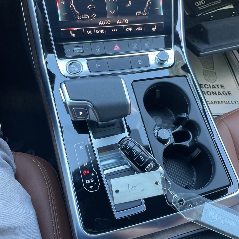 2025 Audi Q7 Premium 45