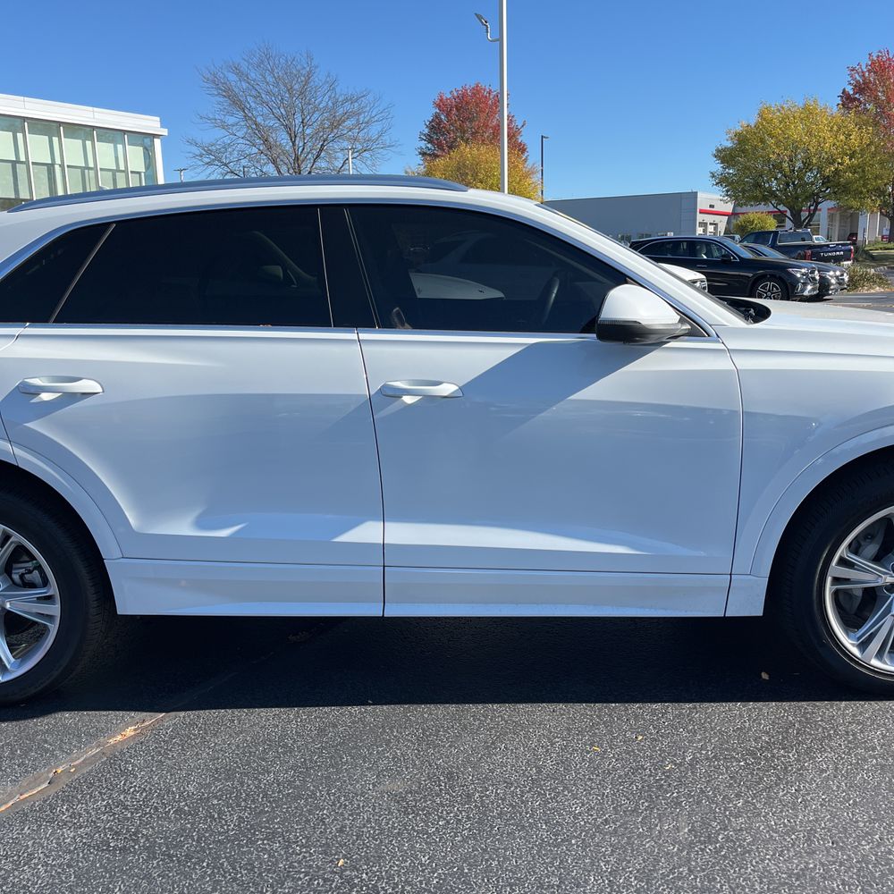 2023 Audi Q8 Premium 55 TFSI