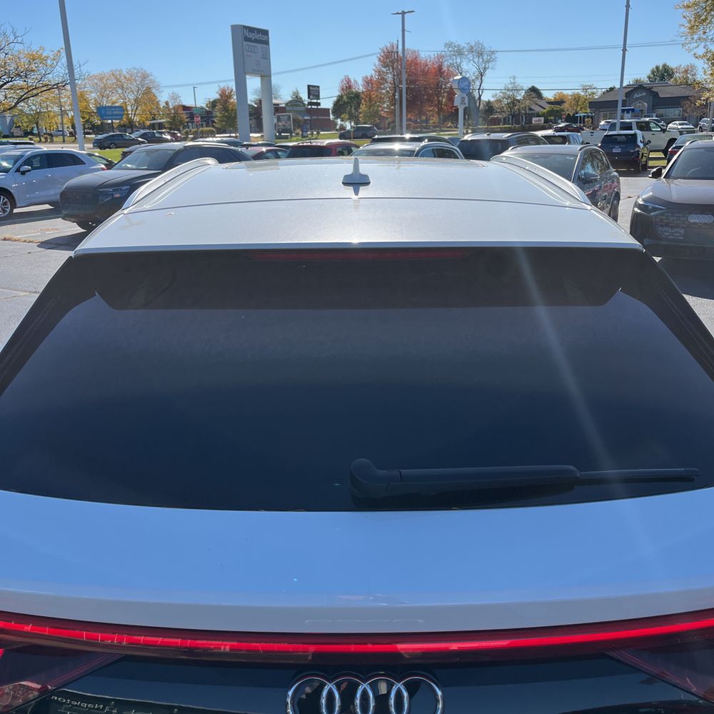 2023 Audi Q8 Premium 55 TFSI