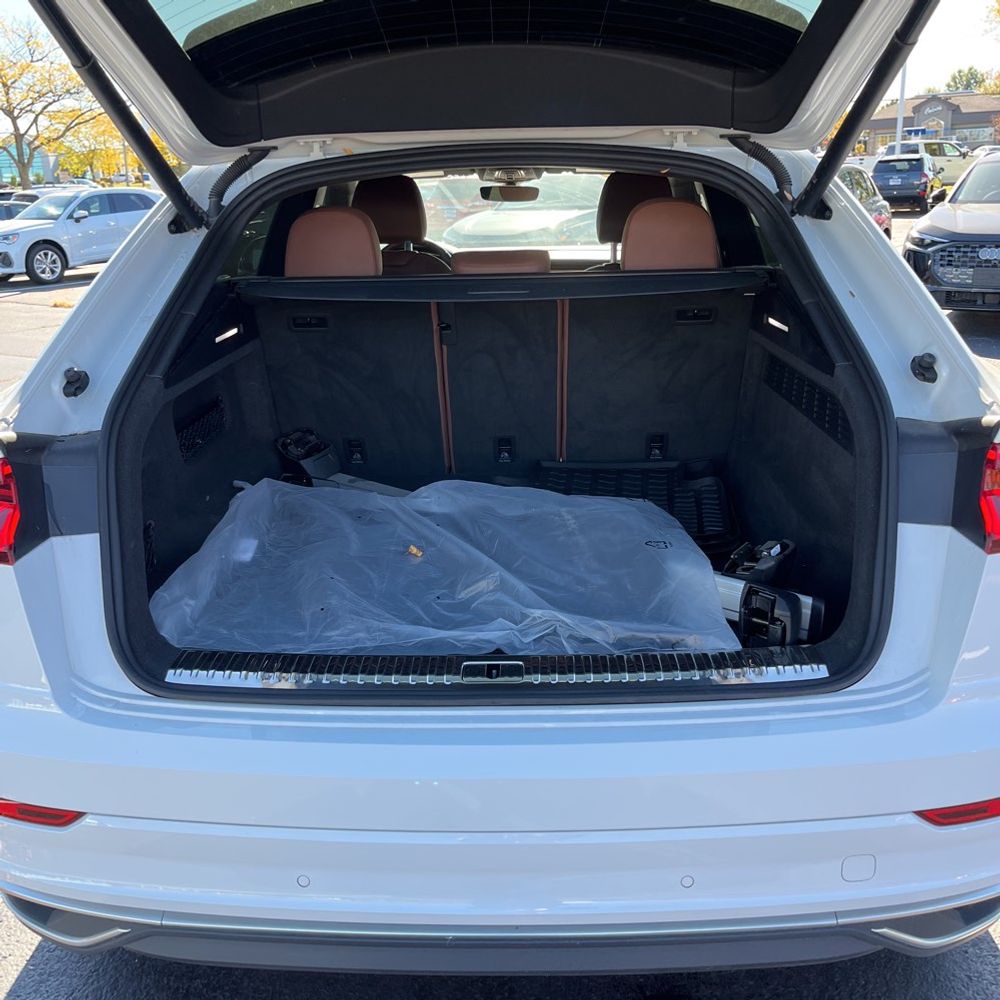 2023 Audi Q8 Premium 55 TFSI