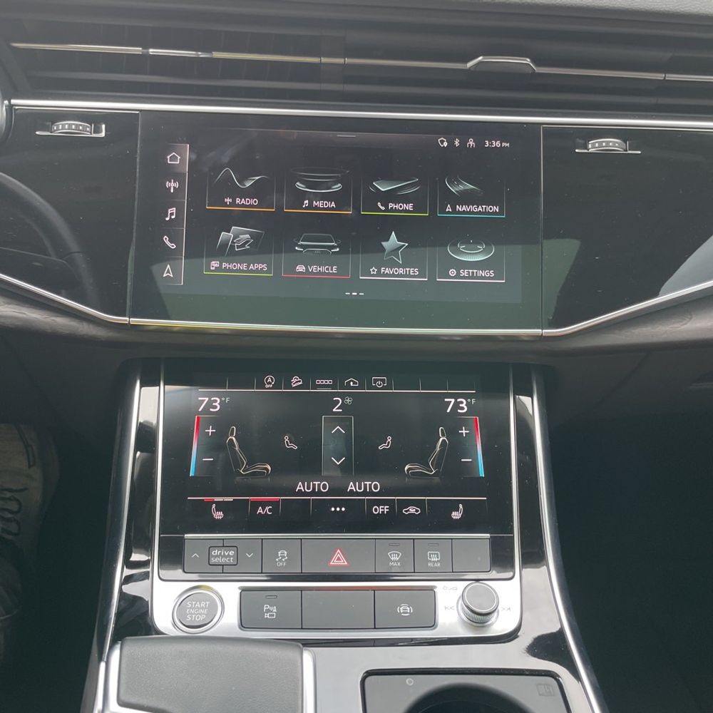 2022 Audi Q8 Premium 55 TFSI