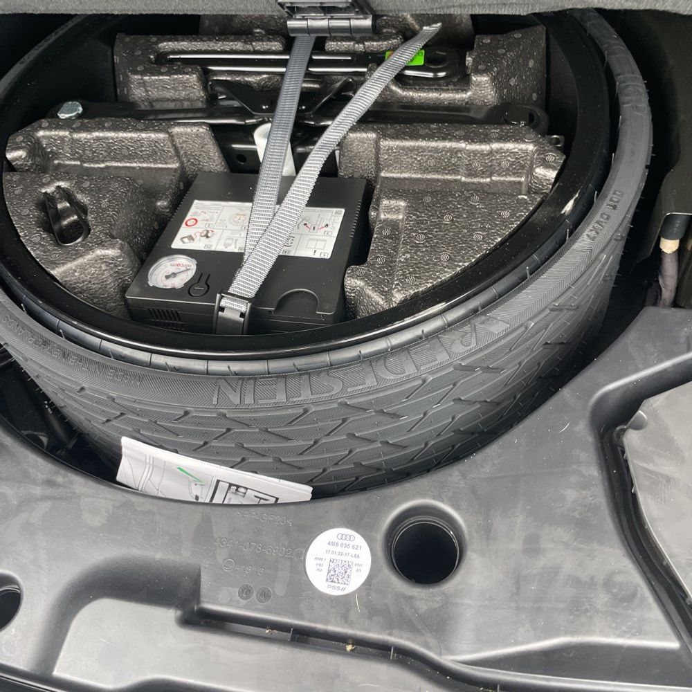 2022 Audi Q8 Premium 55 TFSI