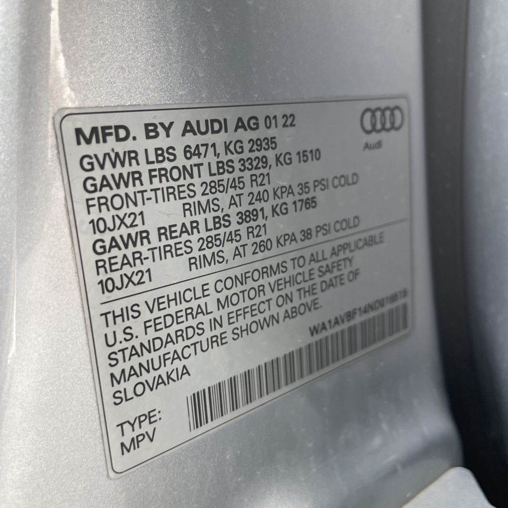 2022 Audi Q8 Premium 55 TFSI