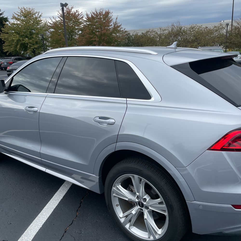 2022 Audi Q8 Premium 55 TFSI