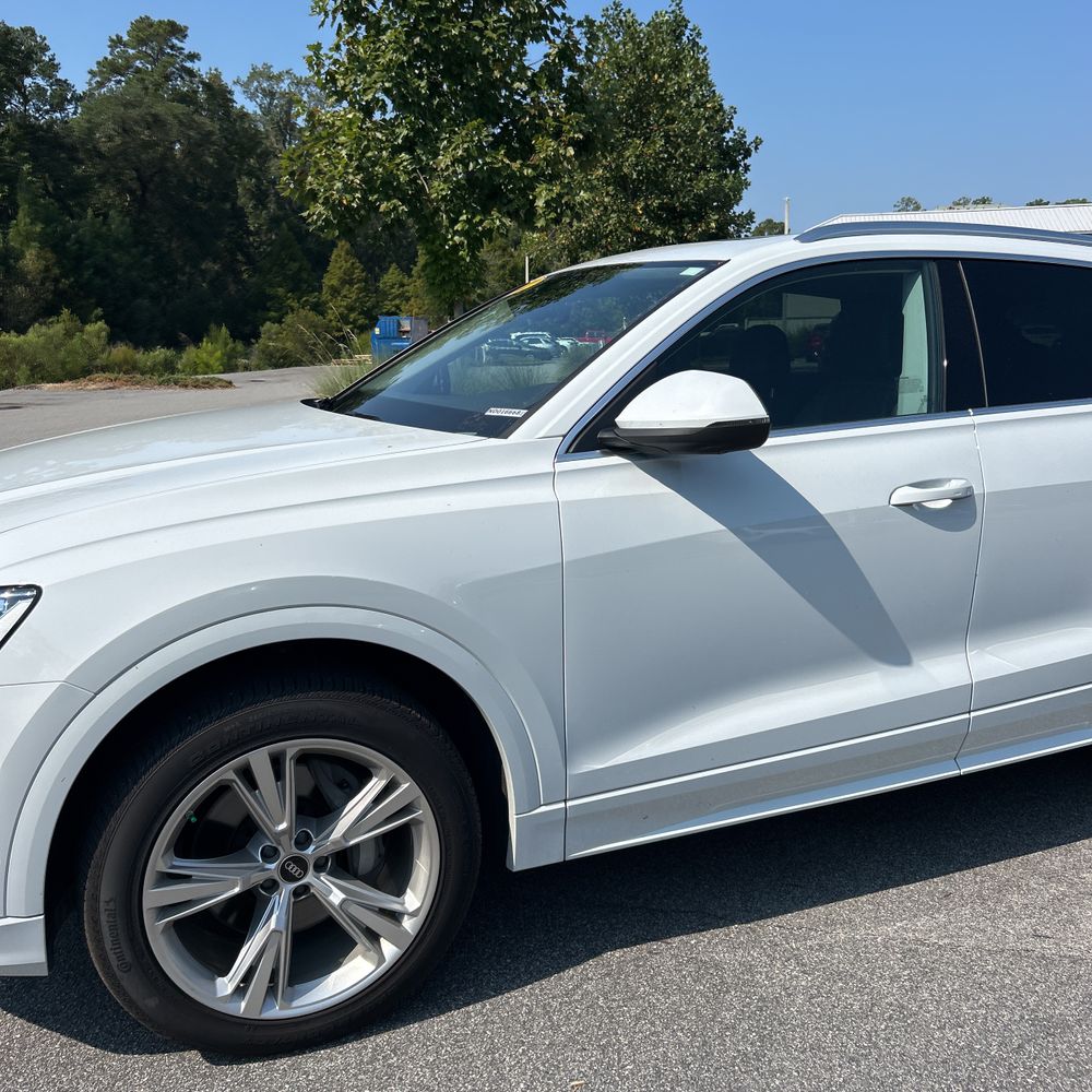 2022 Audi Q8 Premium 55 TFSI