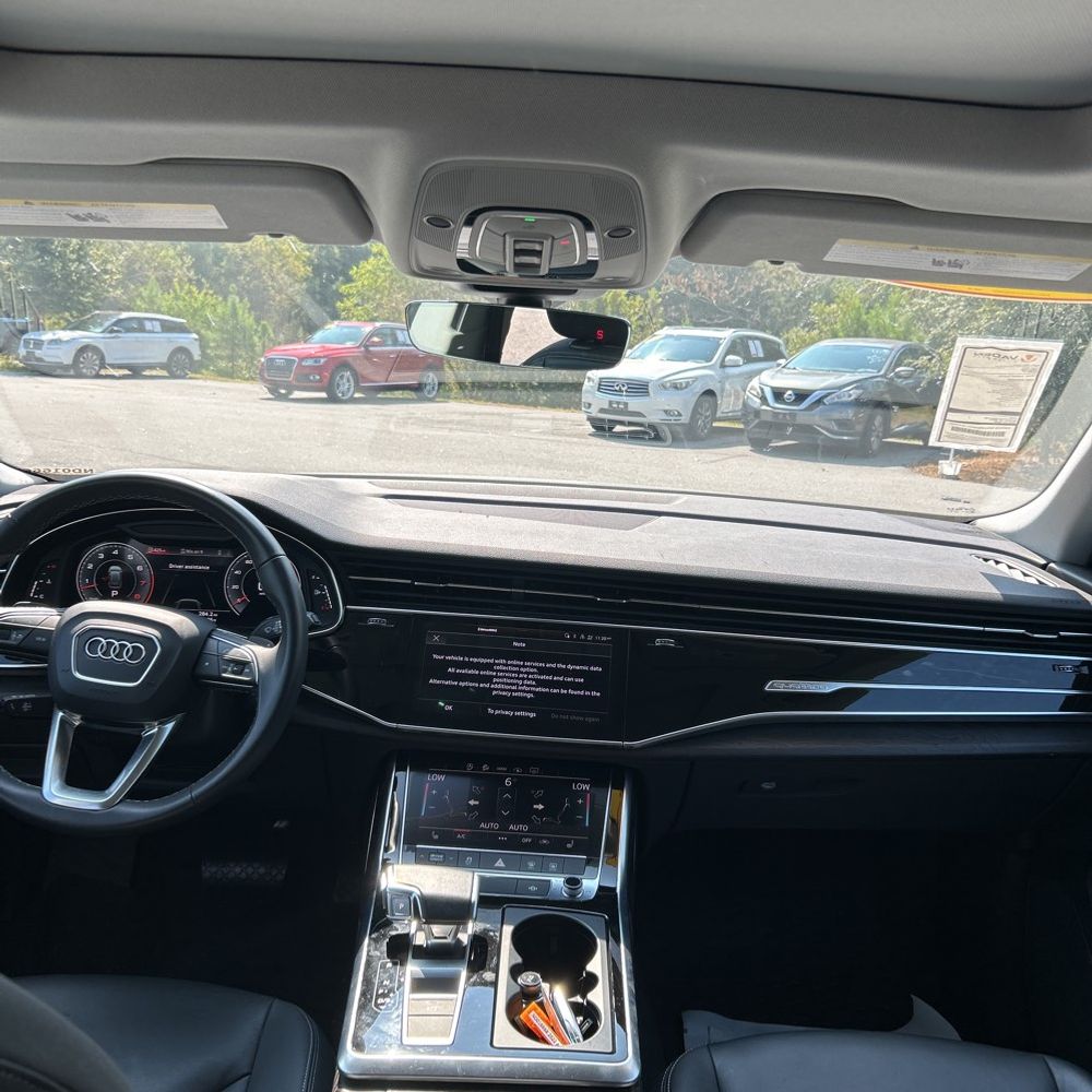 2022 Audi Q8 Premium 55 TFSI