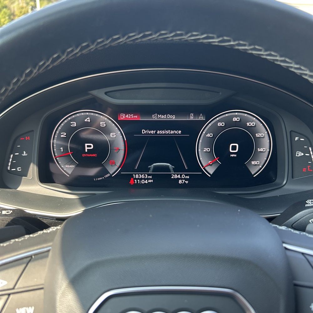 2022 Audi Q8 Premium 55 TFSI
