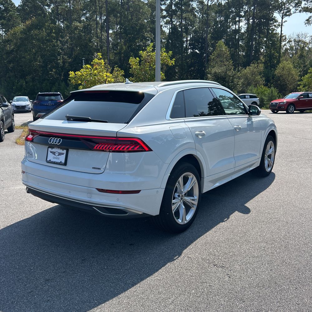 2022 Audi Q8 Premium 55 TFSI