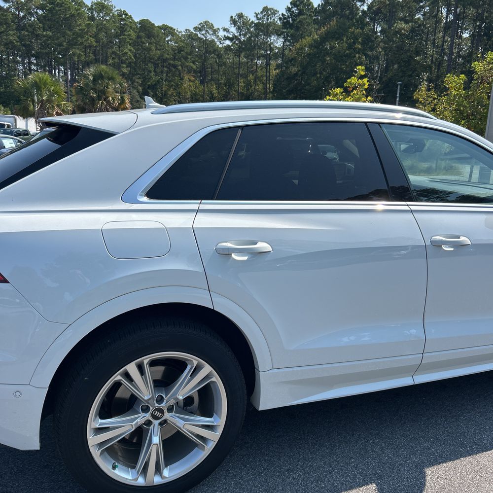 2022 Audi Q8 Premium 55 TFSI
