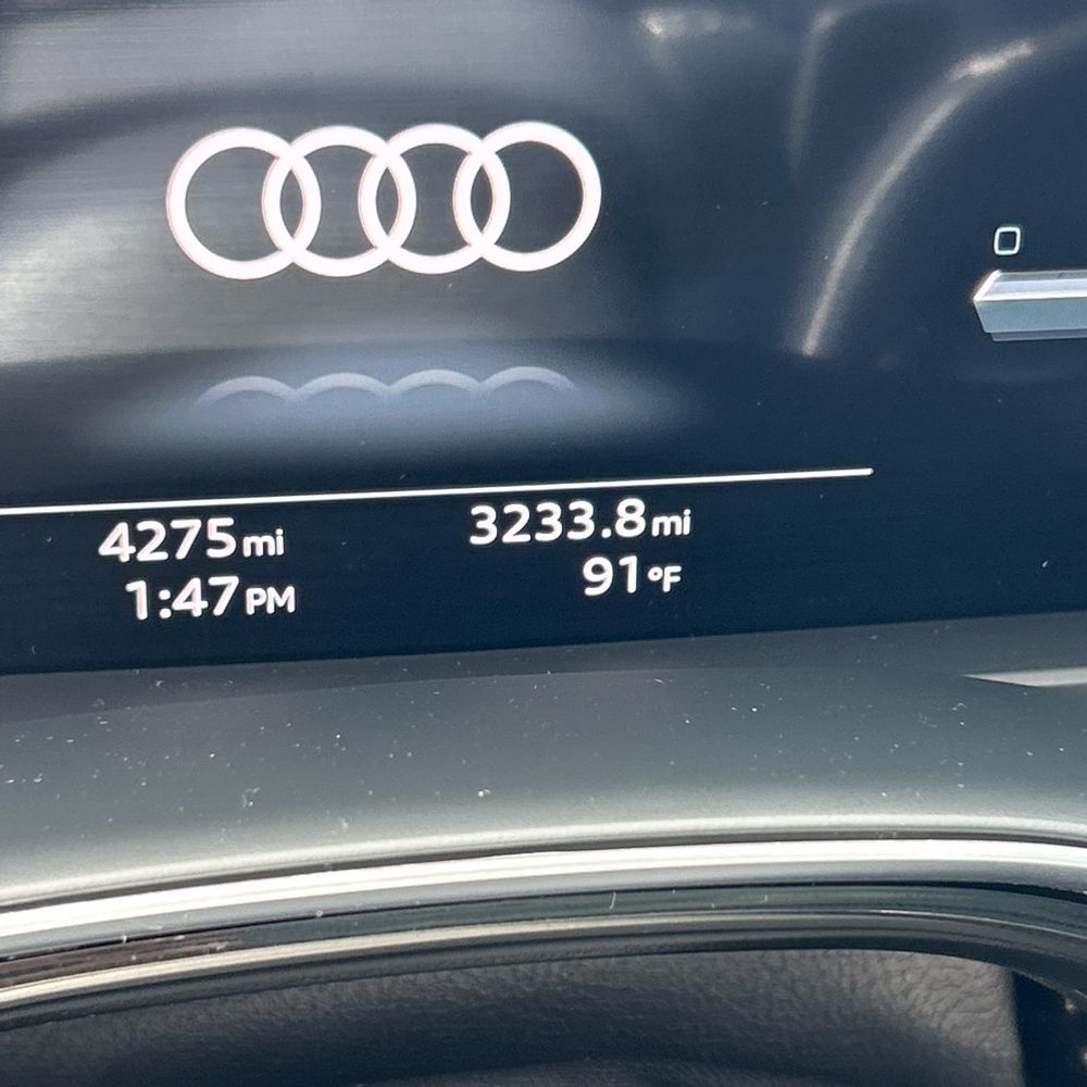 2025 Audi Q7 Premium 55