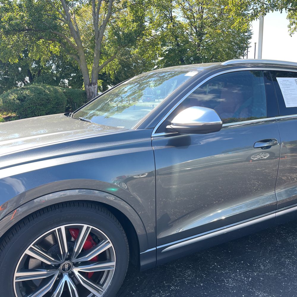 2022 Audi SQ8 Premium Plus