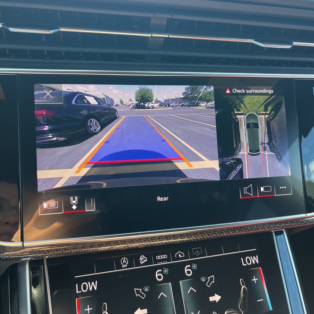 2022 Audi SQ8 Premium Plus