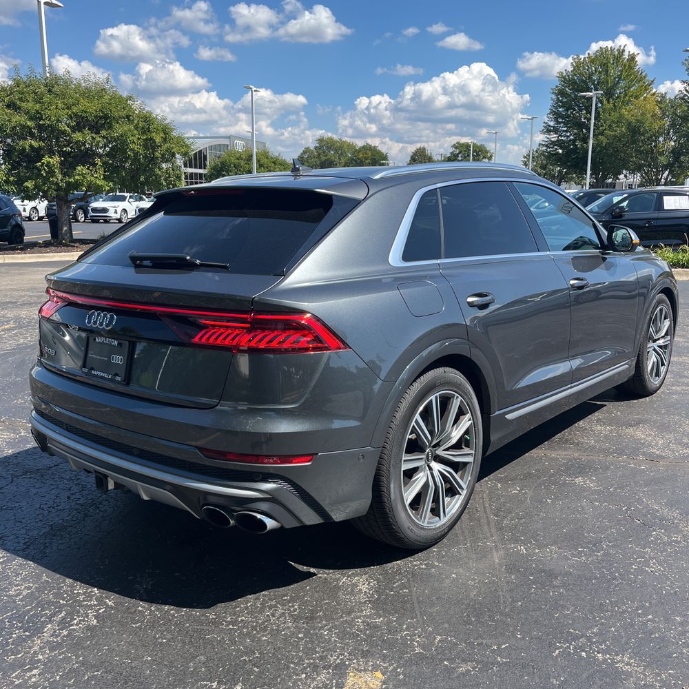 2022 Audi SQ8 Premium Plus