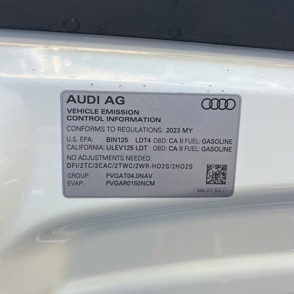 2023 Audi SQ7 Premium Plus