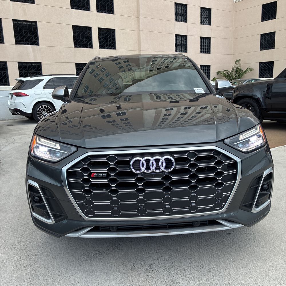 2023 Audi SQ5 Premium Plus