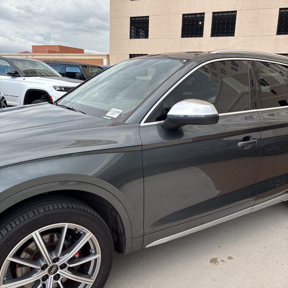 2023 Audi SQ5 Premium Plus
