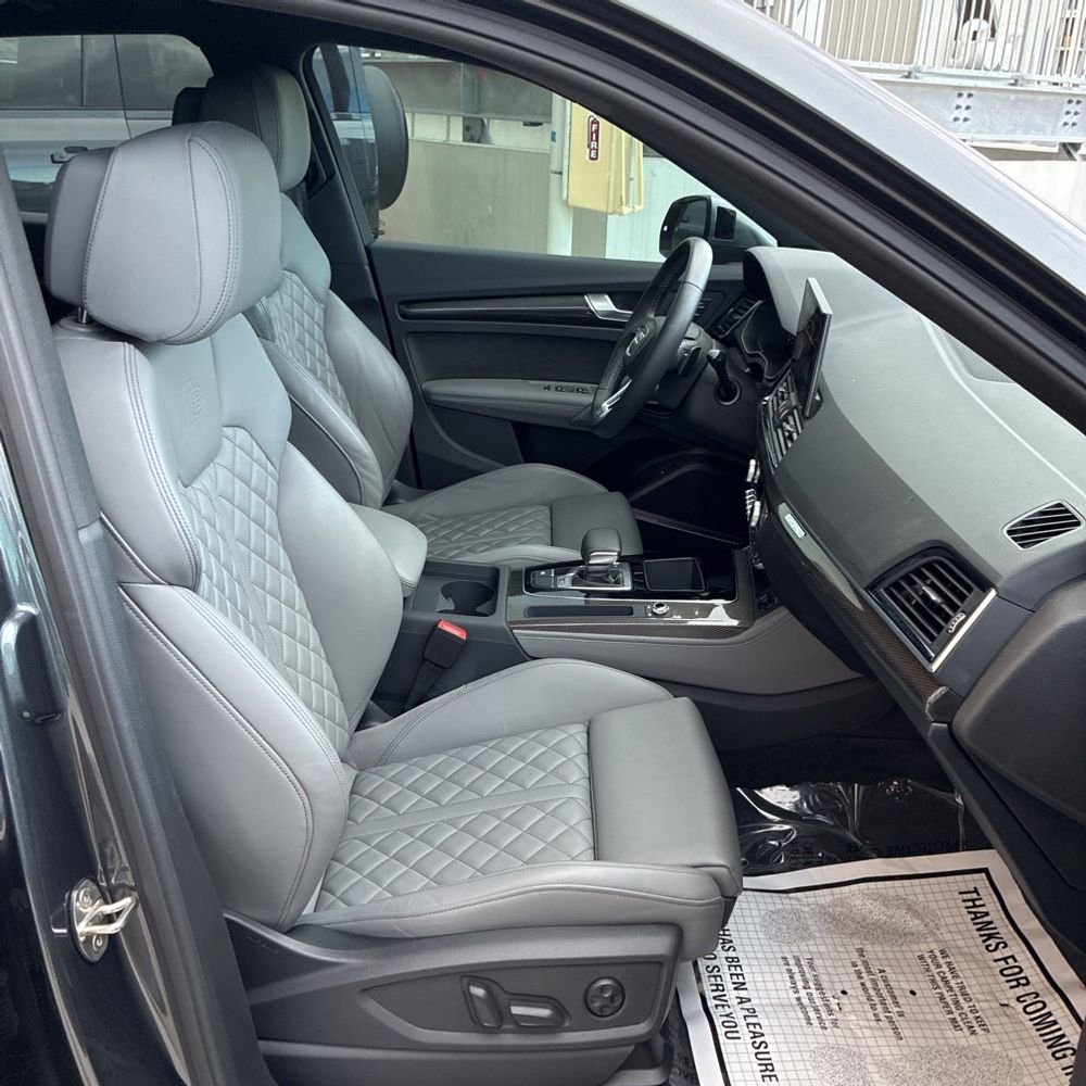 2023 Audi SQ5 Premium Plus
