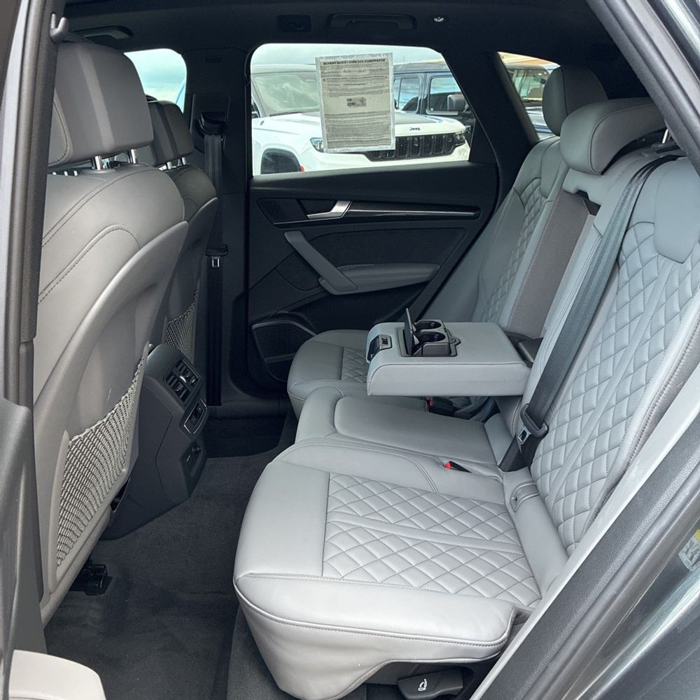 2023 Audi SQ5 Premium Plus
