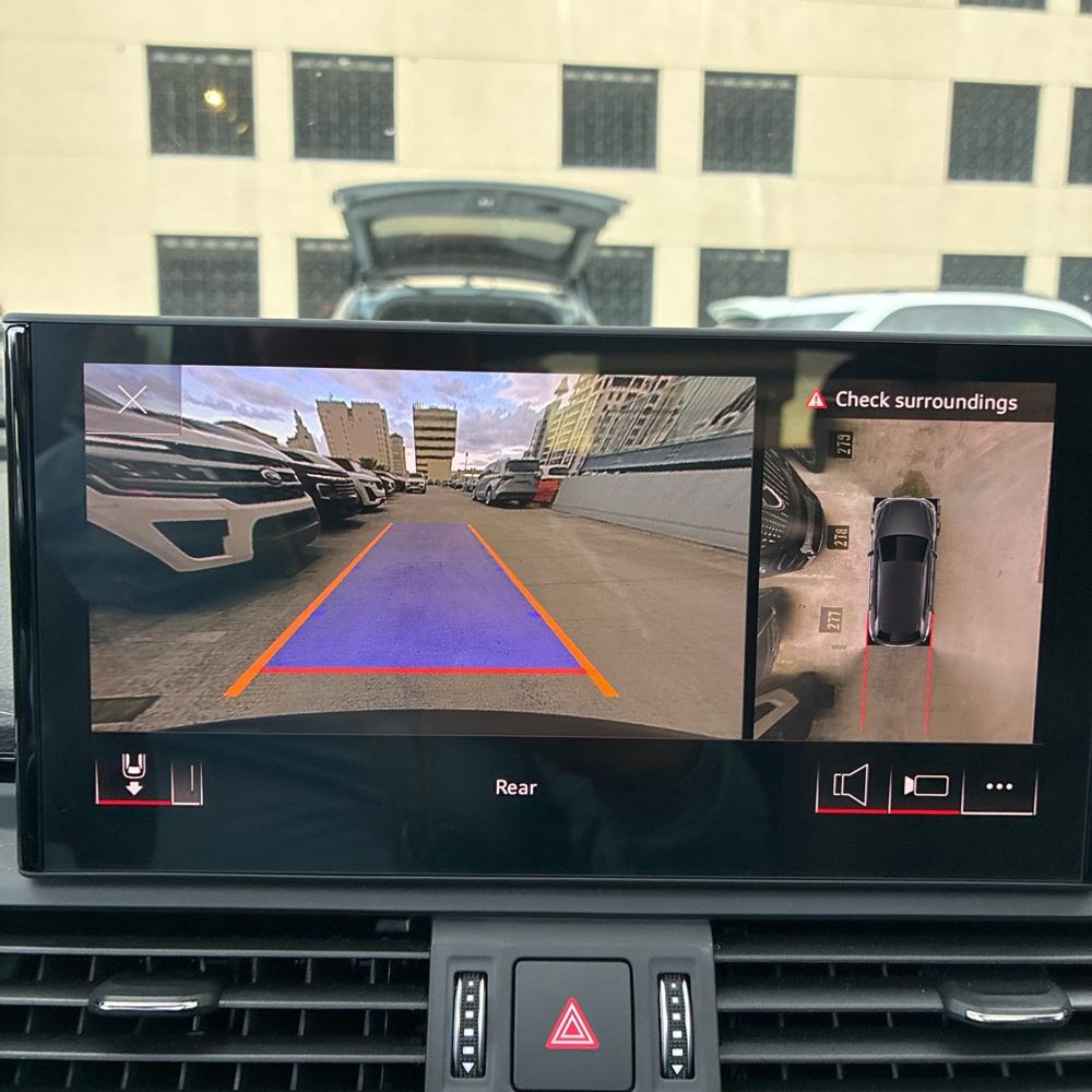 2023 Audi SQ5 Premium Plus