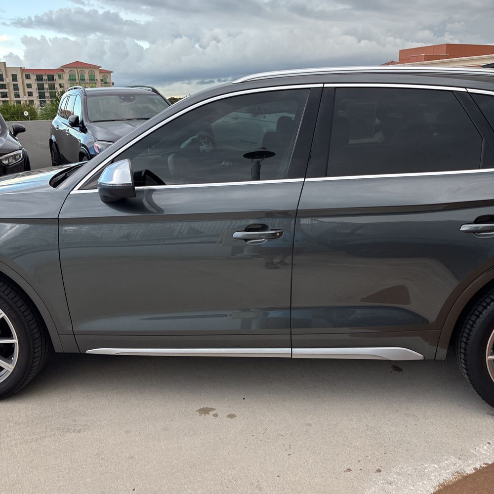 2023 Audi SQ5 Premium Plus