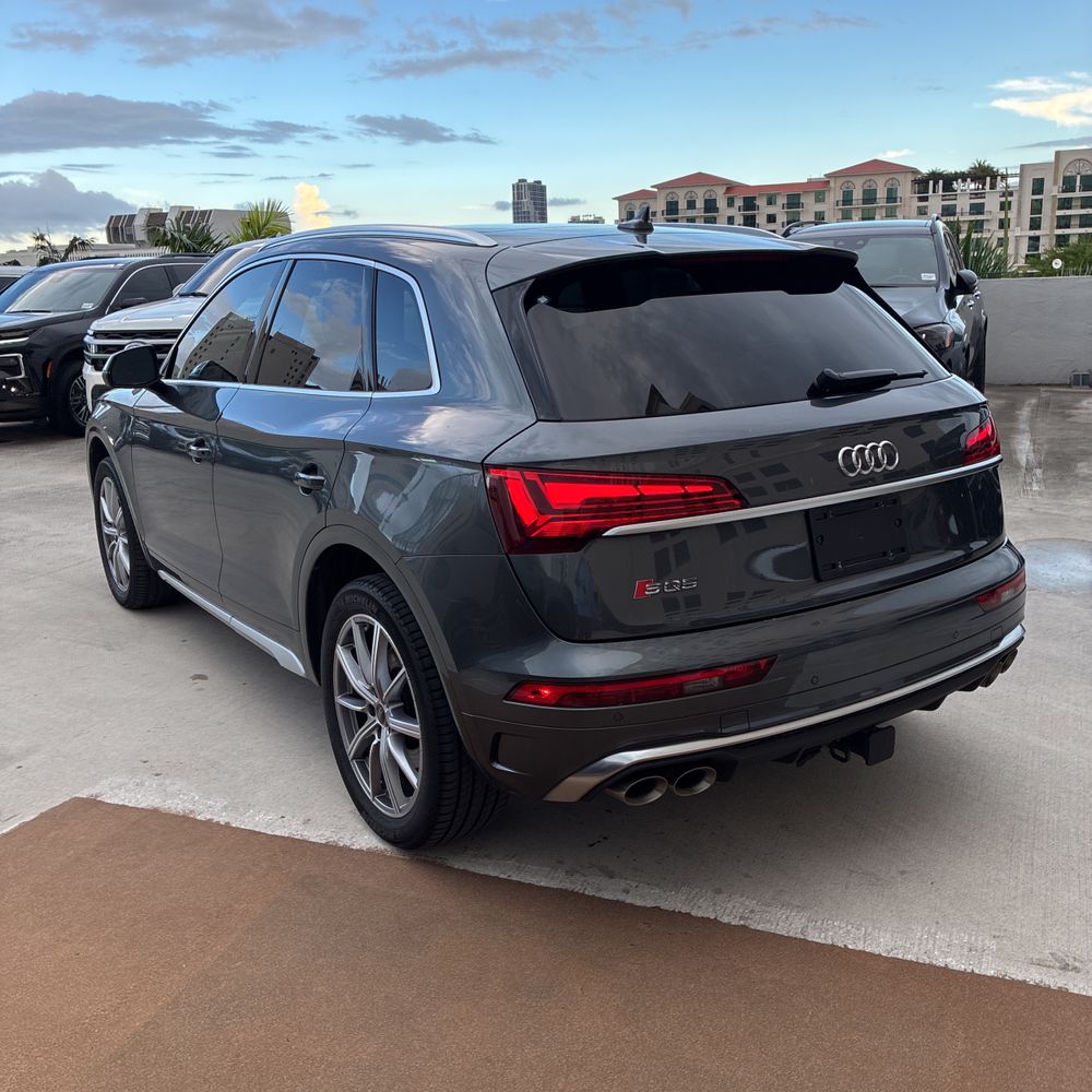 2023 Audi SQ5 Premium Plus