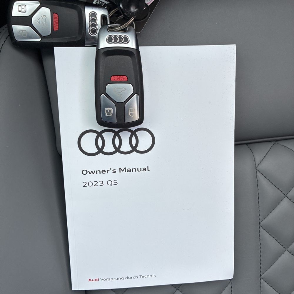2023 Audi SQ5 Premium Plus