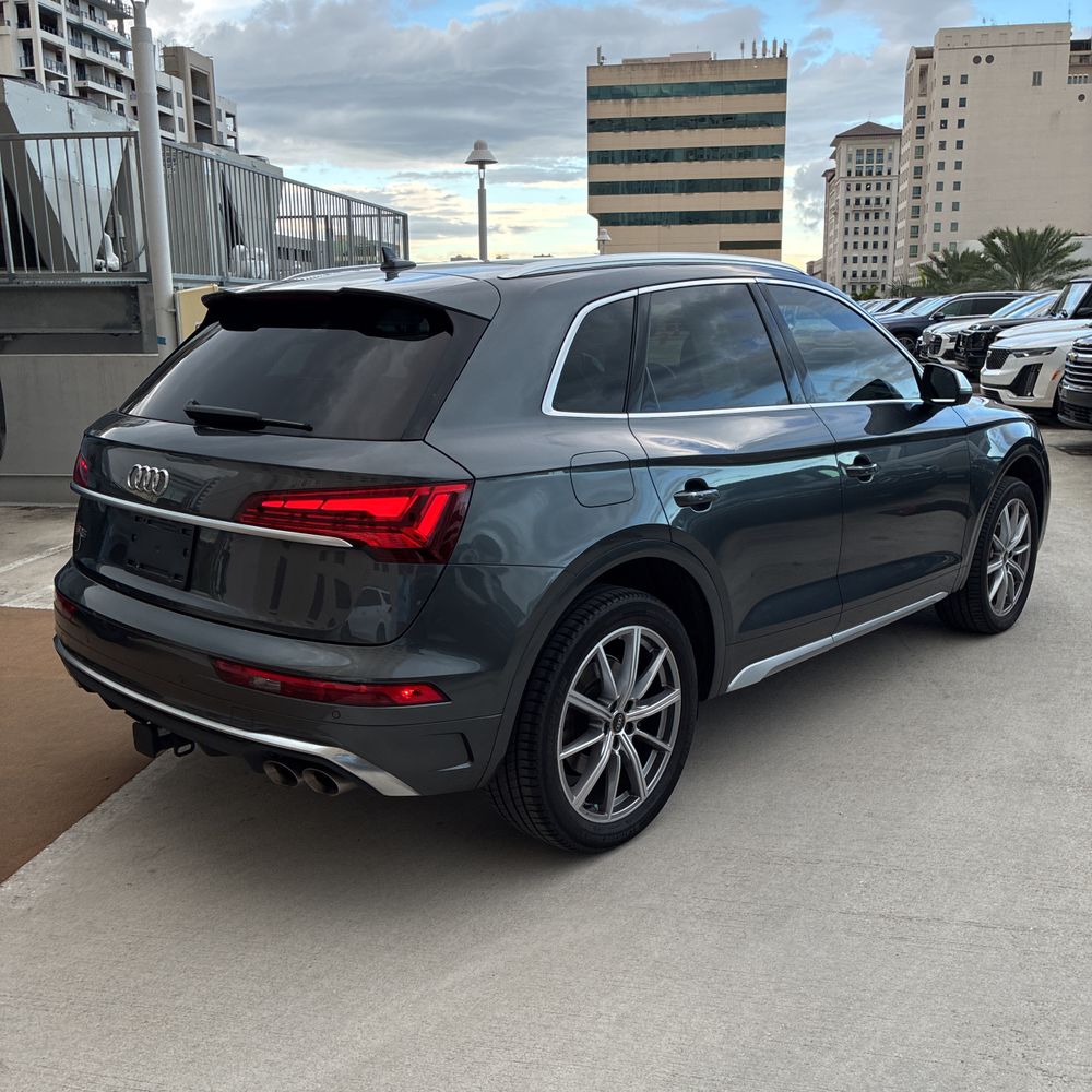 2023 Audi SQ5 Premium Plus