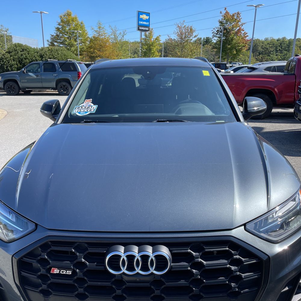 2022 Audi SQ5 Premium Plus