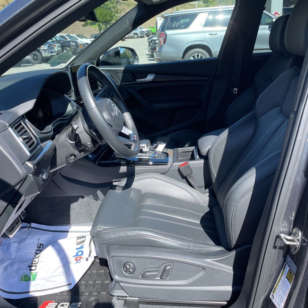 2022 Audi SQ5 Premium Plus