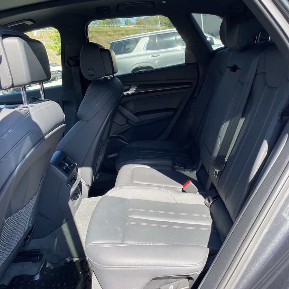 2022 Audi SQ5 Premium Plus