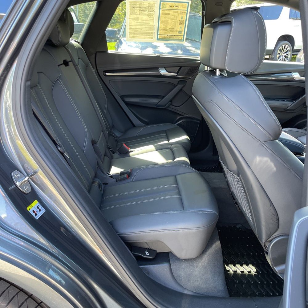 2022 Audi SQ5 Premium Plus