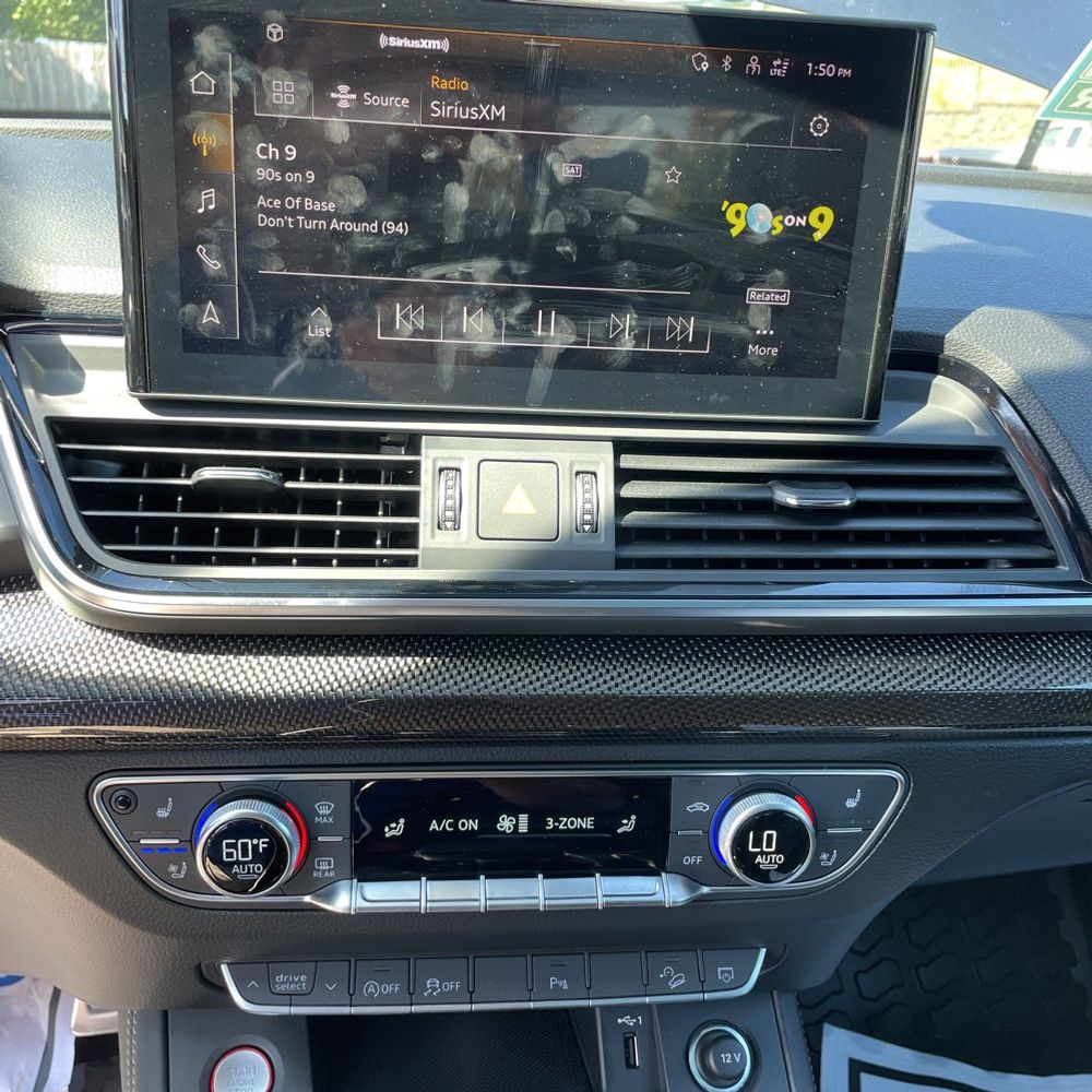2022 Audi SQ5 Premium Plus