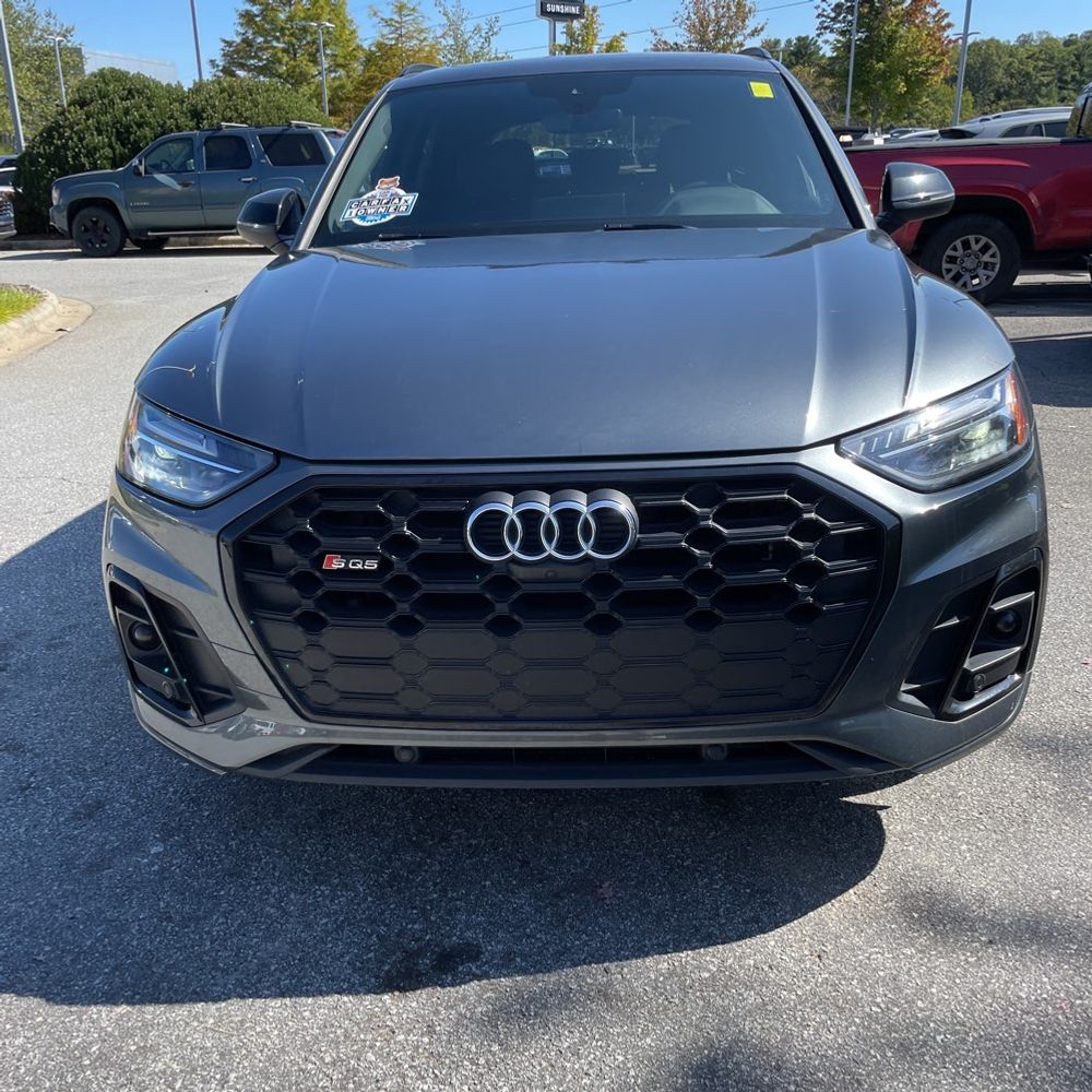 2022 Audi SQ5 Premium Plus