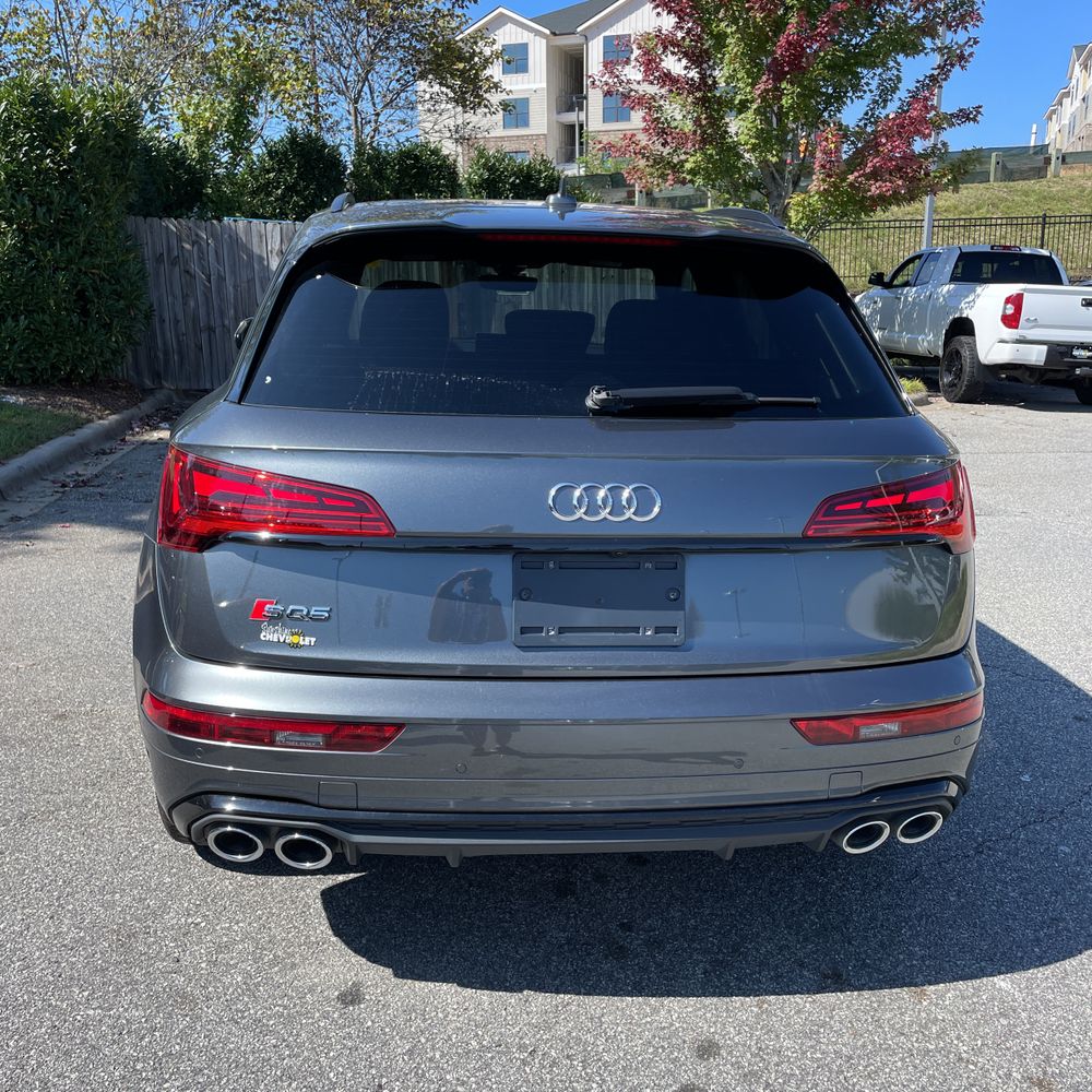 2022 Audi SQ5 Premium Plus