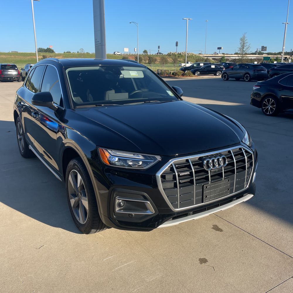 2024 Audi Q5 Premium Plus 40