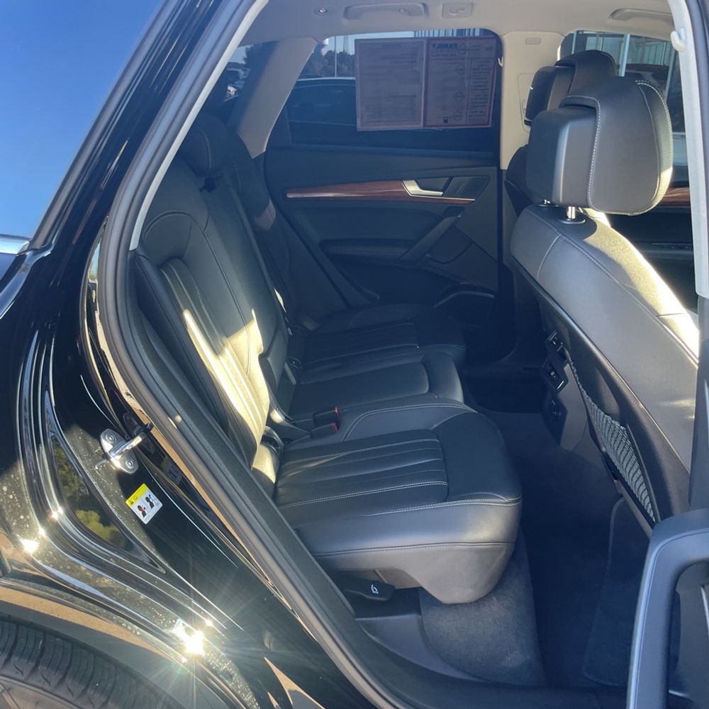 2024 Audi Q5 Premium Plus 40