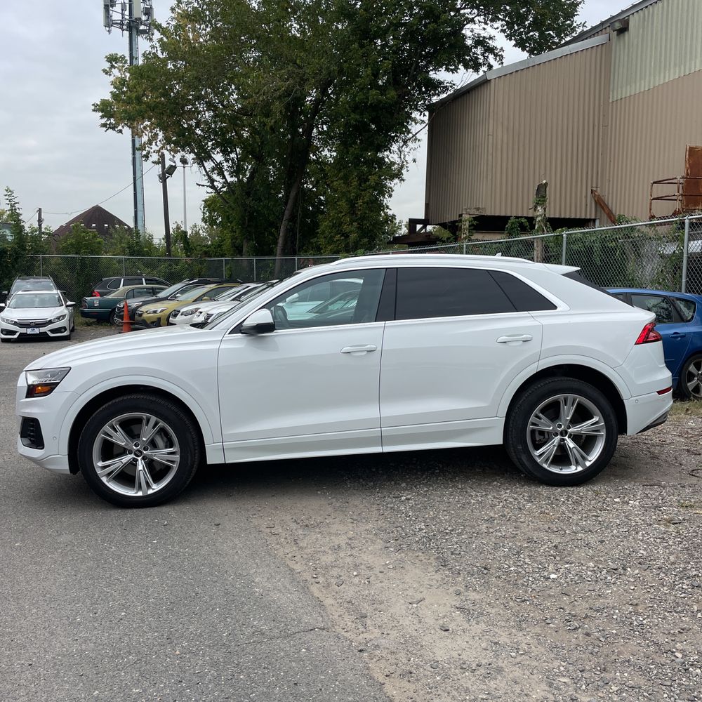2023 Audi Q8 Premium Plus 55 TFSI