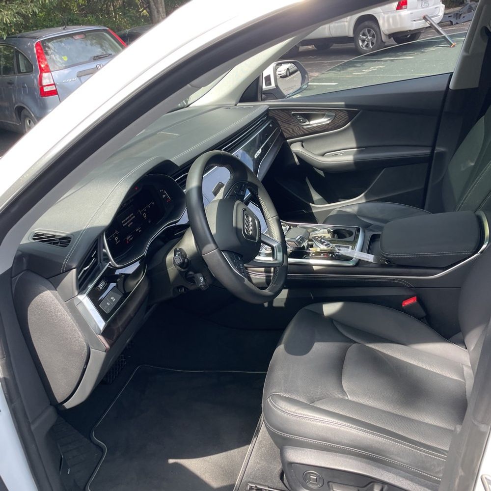2023 Audi Q8 Premium Plus 55 TFSI