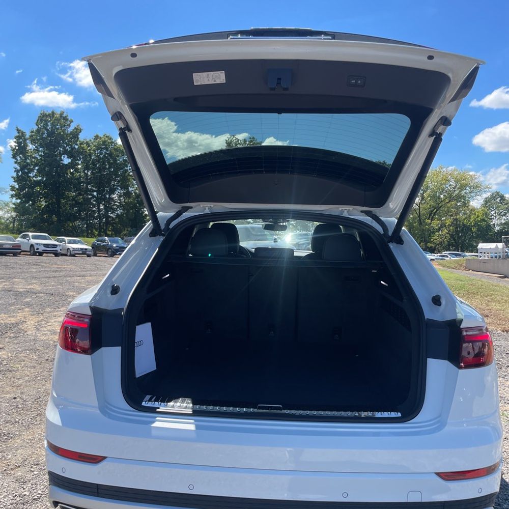 2024 Audi Q8 Premium Plus 55
