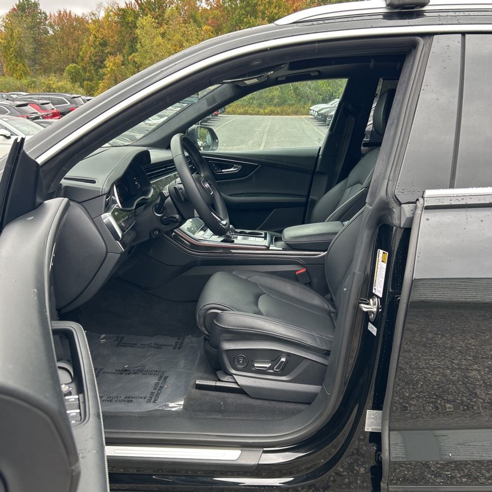 2024 Audi Q8 Prestige 55