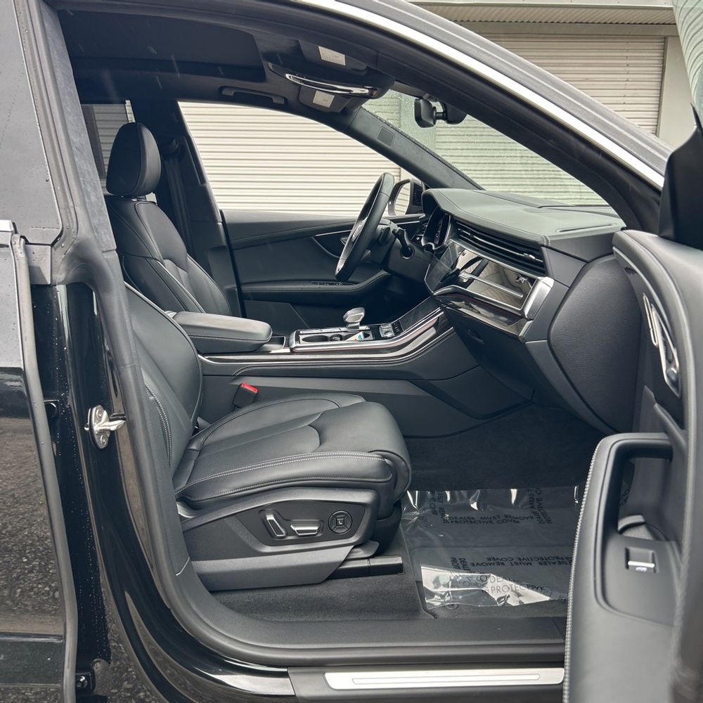 2024 Audi Q8 Prestige 55