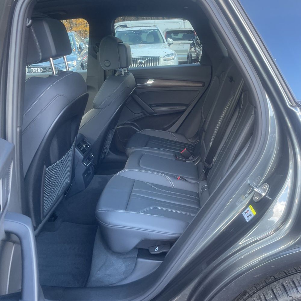 2025 Audi Q5 S-Line Prem+ 55 PHEV