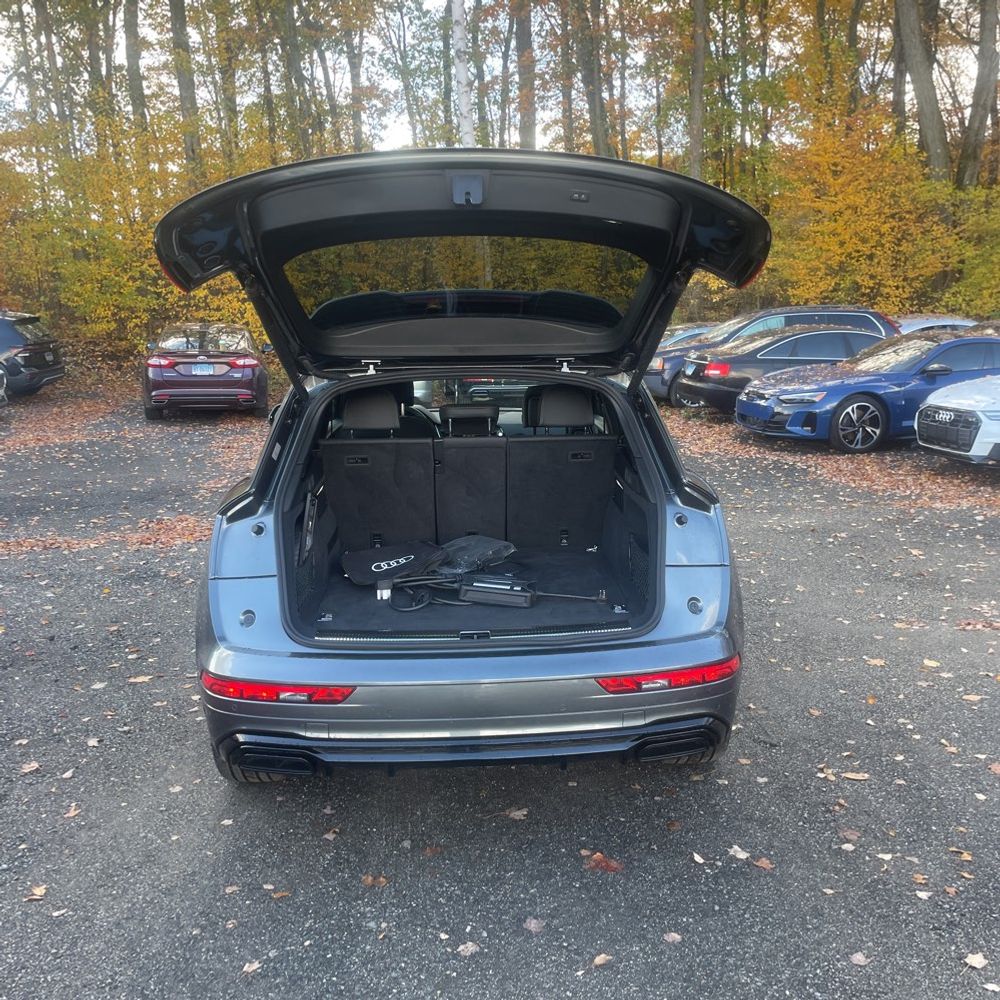 2025 Audi Q5 S-Line Prem+ 55 PHEV
