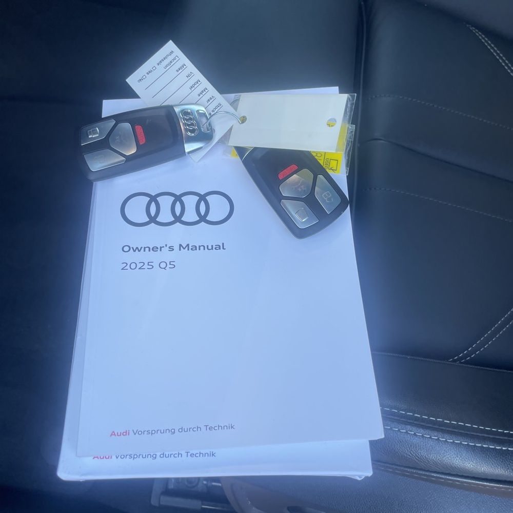 2025 Audi Q5 S-Line Prem+ 55 PHEV