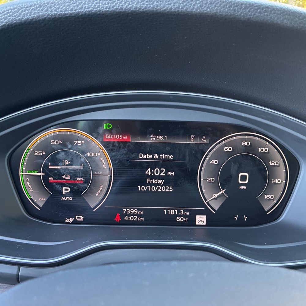 2025 Audi Q5 S-Line Prem+ 55 PHEV