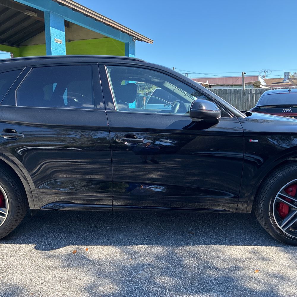 2025 Audi Q5 S-Line Prem+ 55 PHEV