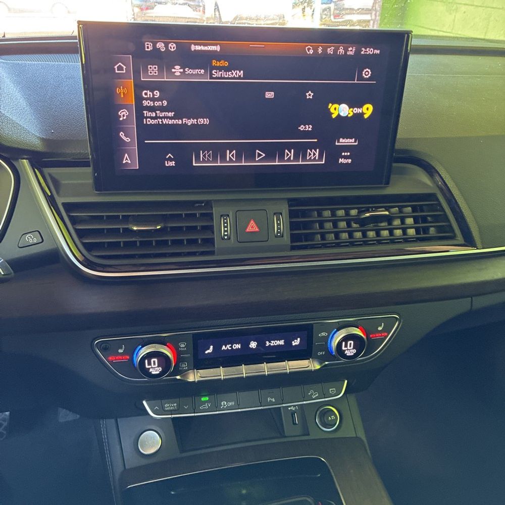 2025 Audi Q5 S-Line Prem+ 55 PHEV