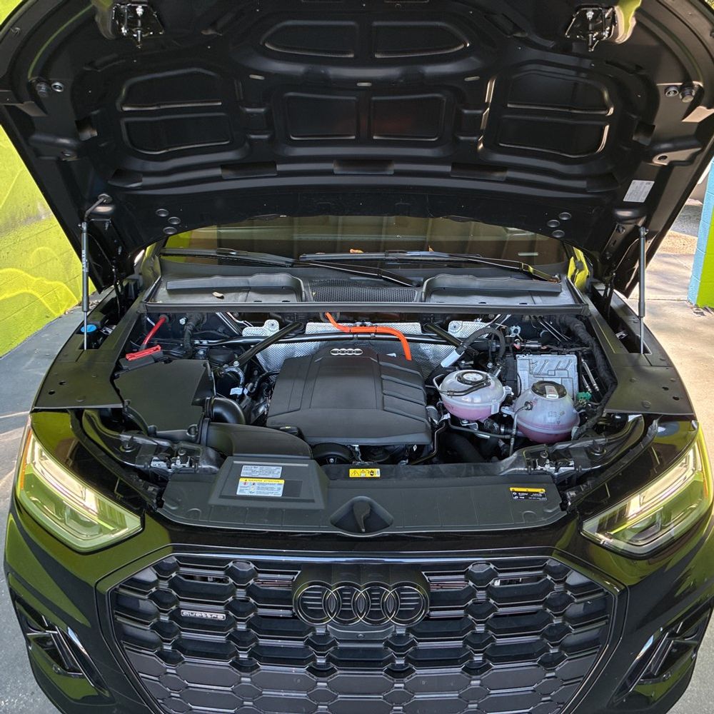 2025 Audi Q5 S-Line Prem+ 55 PHEV