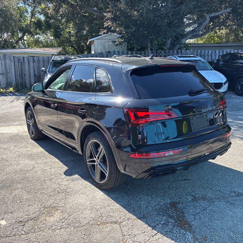 2025 Audi Q5 S-Line Prem+ 55 PHEV
