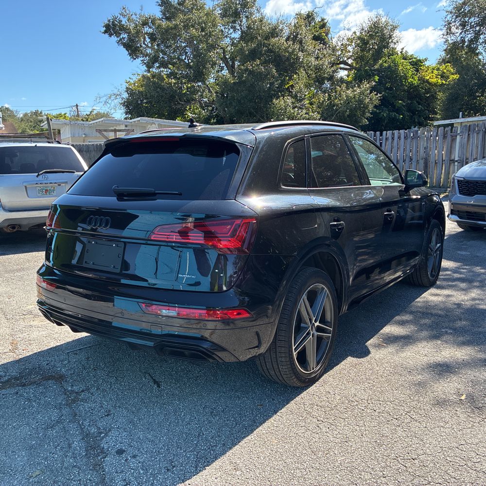 2025 Audi Q5 S-Line Prem+ 55 PHEV